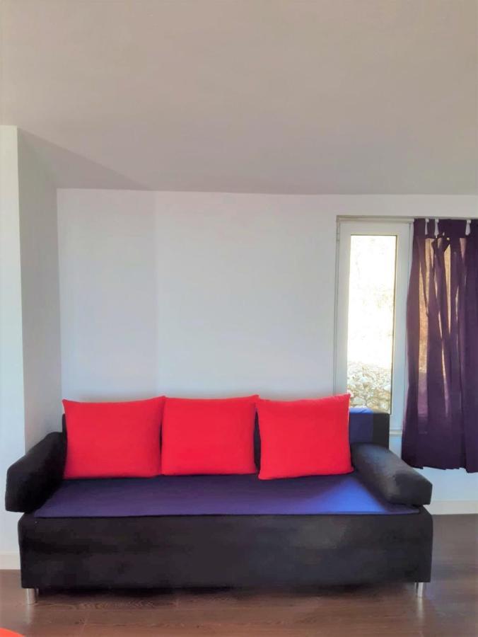 Studio Apartment بريلا المظهر الخارجي الصورة