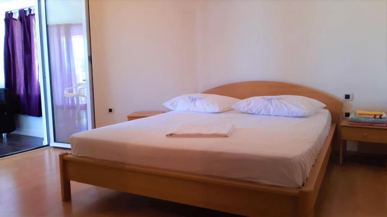 Studio Apartment بريلا المظهر الخارجي الصورة