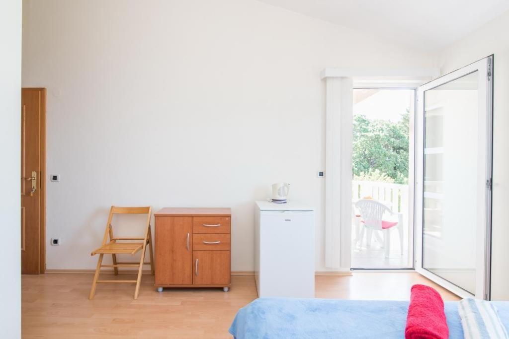 Studio Apartment بريلا الغرفة الصورة