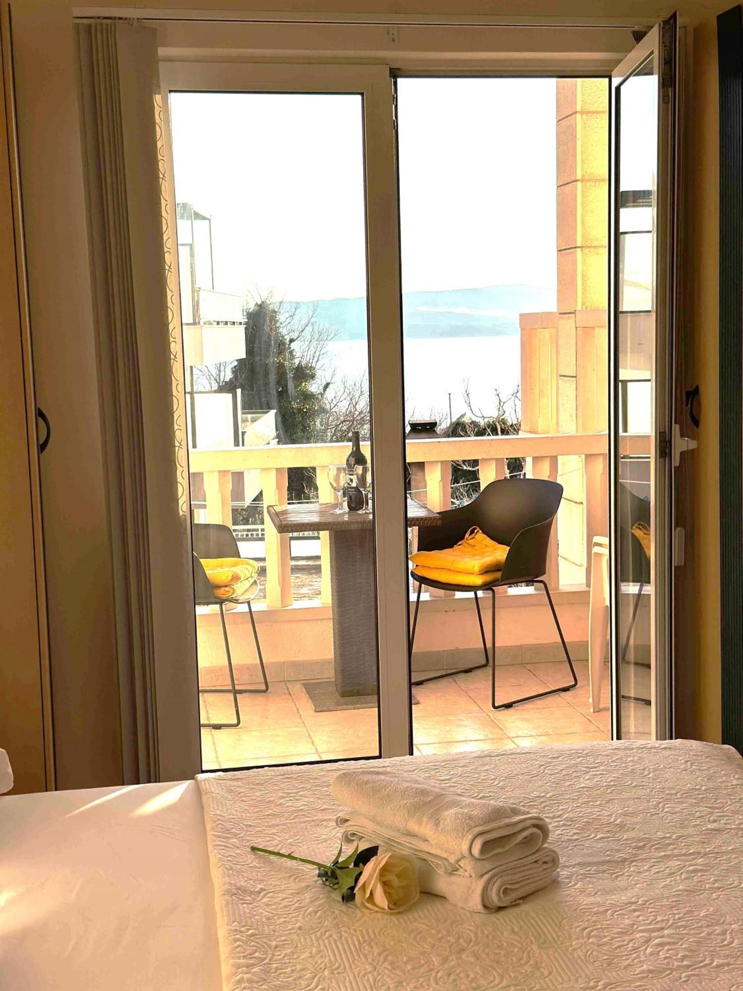 Studio Apartment بريلا الغرفة الصورة