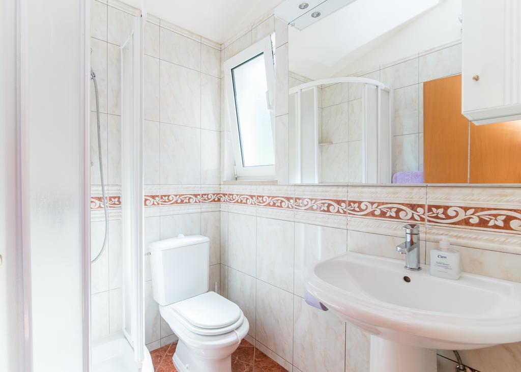 Studio Apartment بريلا المظهر الخارجي الصورة